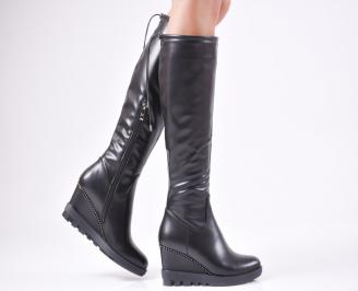 Дамски  ботуши на платформа  черни