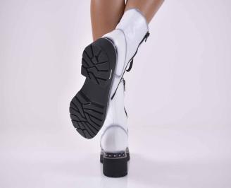 Дамски ежедневни боти естествена кожа бели EOBUVKIBG 3