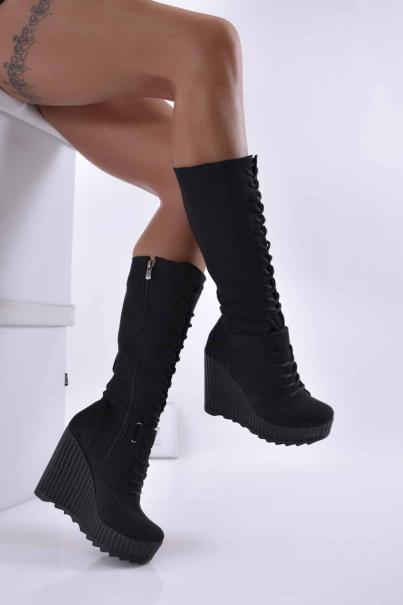 Дамски  ботуши  на платформа черни  EOBUVKIBG
