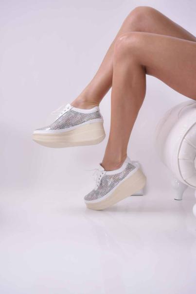 Обувки на платформа естествена кожа бели EOBUVKIBG