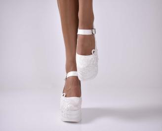 Дамски обувки на платформа  бели  EOBUVKIBG