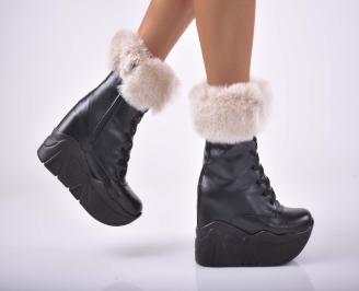 Дамски боти на платформа черни EOBUVKIBG