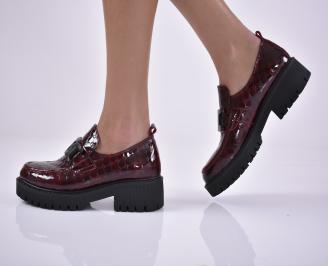 Дамски лоуфъри  естествен лак бордо EOBUVKIBG