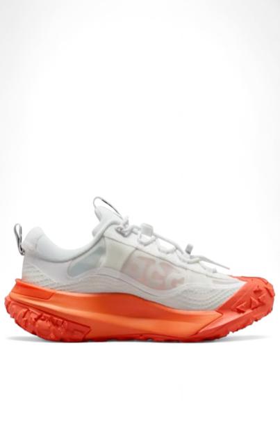 NIKE Acg Mountain Fly 2 Low Shoes White