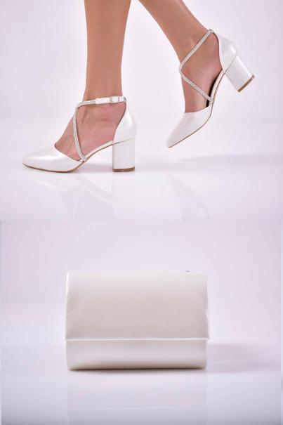 Комплект чанта и сандал бели EOBUVKIBG