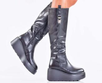 Дамски ботуши на платформа черни EOBUVKIBG