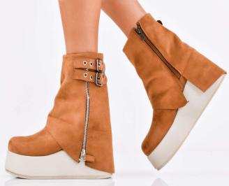 Дамски боти на платформа кафяви EOBUVKIBG