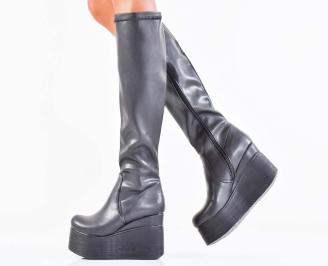 Дамски ботуши на платформа черни EOBUVKIBG
