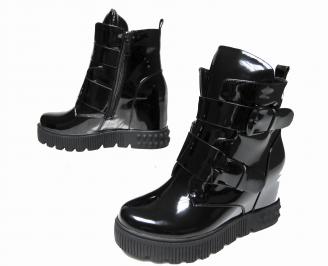 Дамски боти на платформа  черни