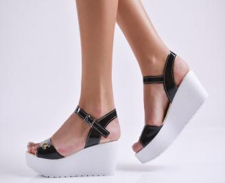 Дамски сандали на платформа  черни